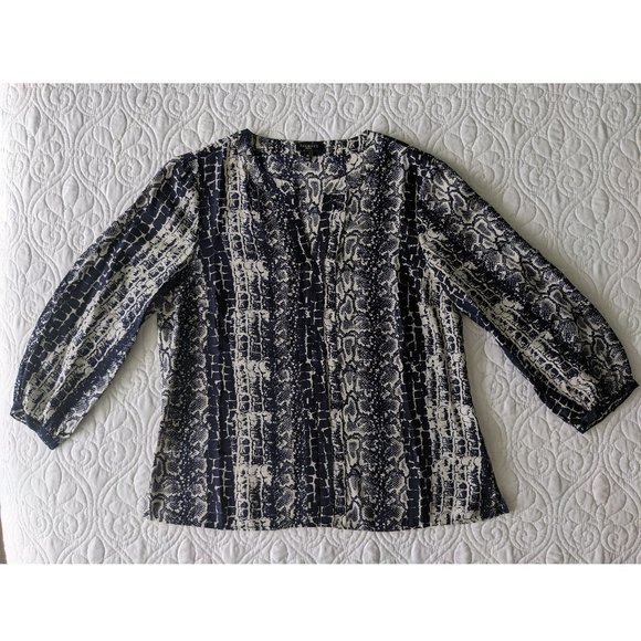 Talbots Tops - Talbots Silk Blouse w Pleat Details Dark Blue Snake Print Petite 4